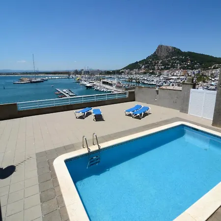 Lejlighed In Spain Near The & Pool L'Estartit